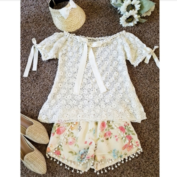 Lucky Brand Tops - Lucky brand crochet top